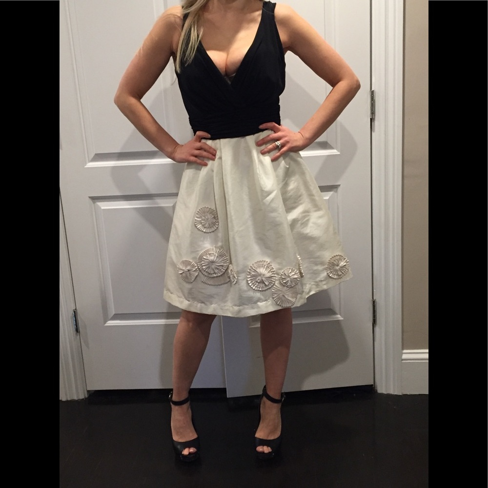 Max and Cleo black and beige romantic dress size 4
